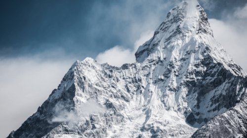 4Industry Everest Release - Mountain peak with snow